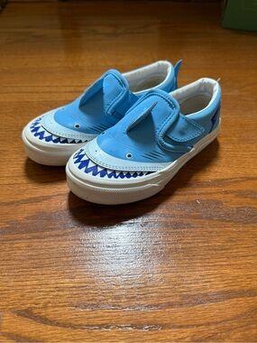 Vans Toddler Slip-On V Shark Blue Sneakers Size 12C